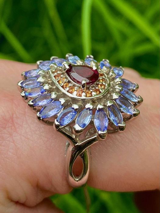 Srebrny pierścionek  z naturalnymi Tanzanitem i Granatem!!!