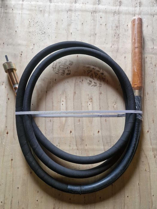 Vibrador de betão com mangueira