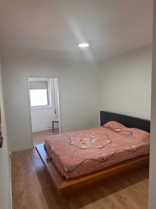 Alugo quarto suite em t3