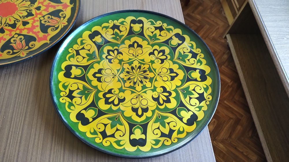 Тарелки декоративные дерево 45см.