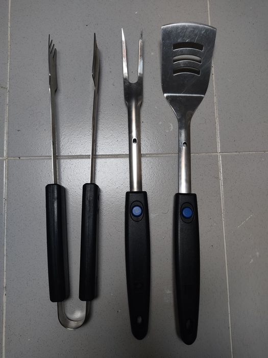 Utensílios para churrasco