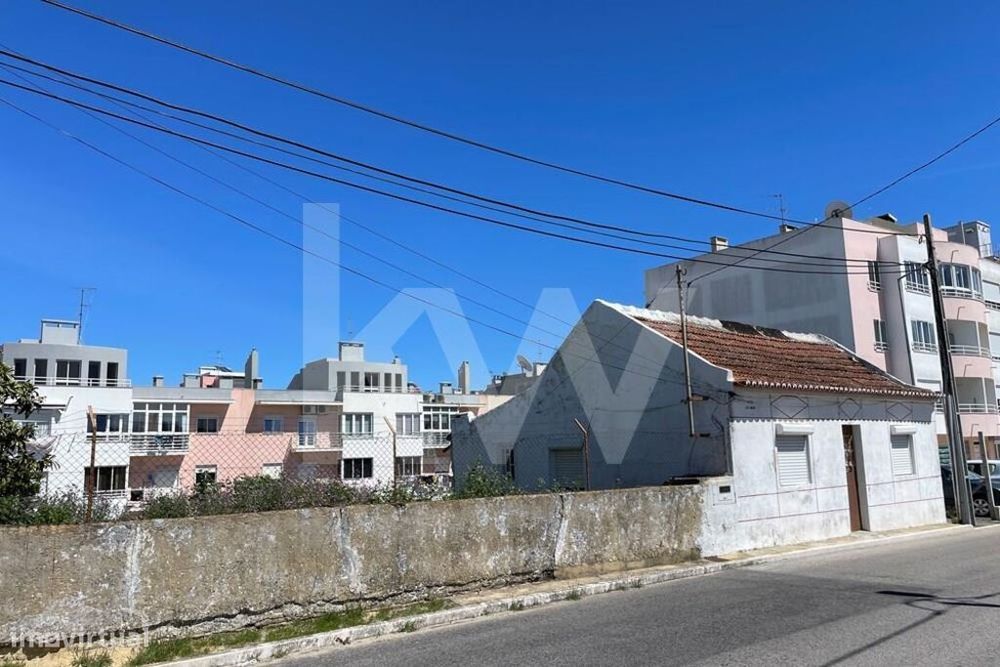 Terreno para Construção de média densidade