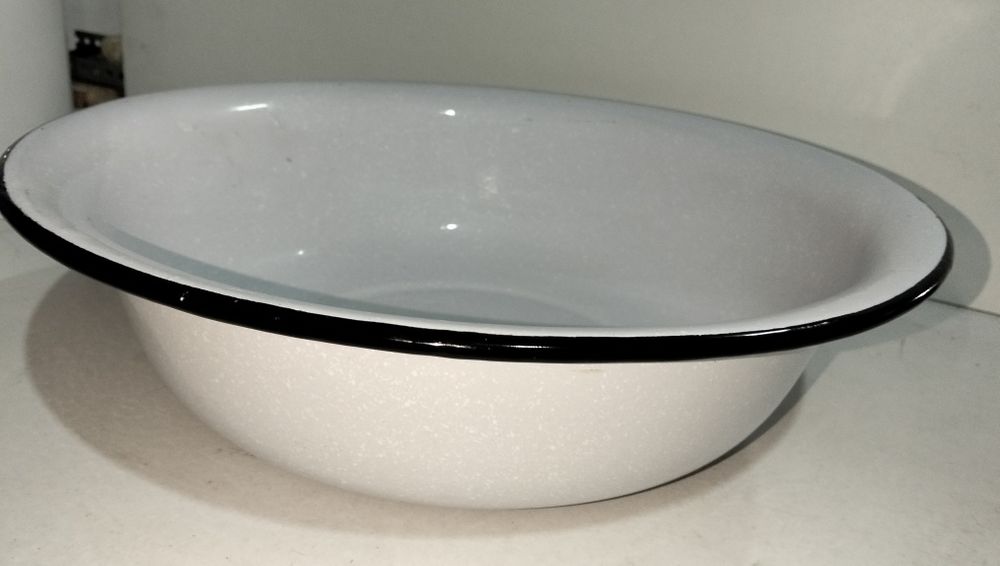 Antiguidade - Bacia esmalte