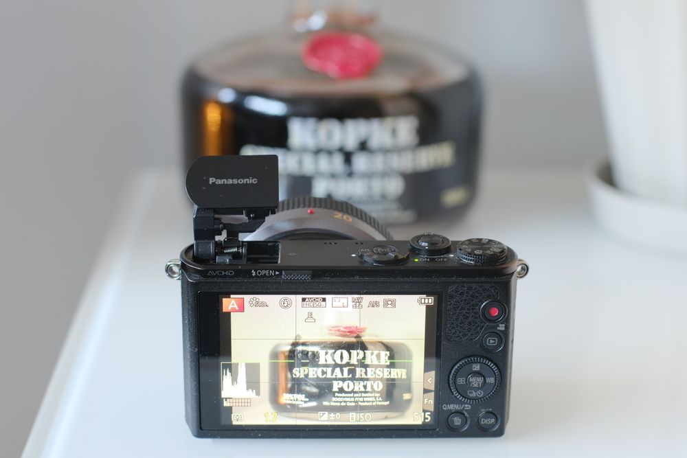 Panasonic Lumix GM1 + Objetiva 20mm F1.7 + acessórios