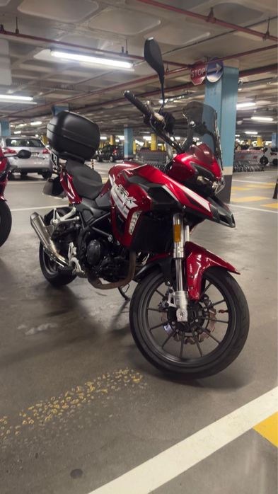 Benelli TRK 251 – 2021 | Vermelha | Excelente estado