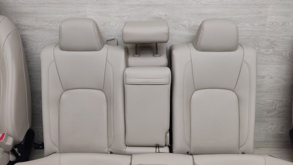 Сидіння водія пасажира з AirBag диван задній Honda Clarity (2018-2021)