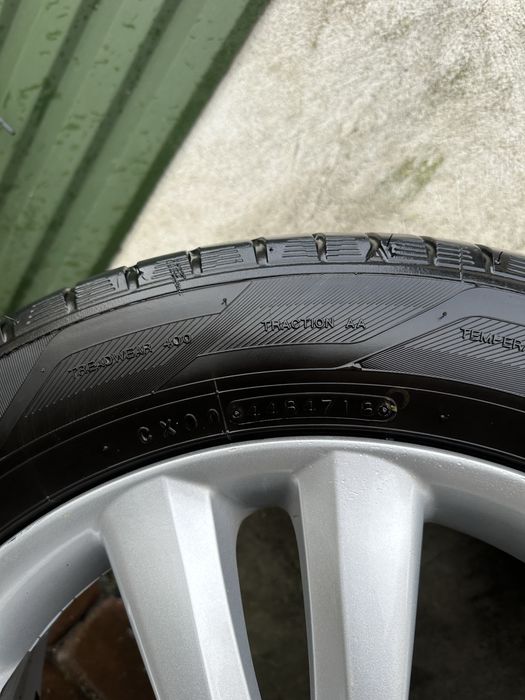 Диски з резиною R18 Hyundai Kia Nissan Mazda