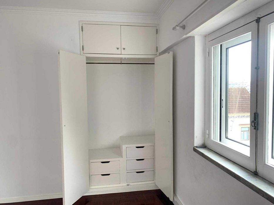 Moradia T4 para Arrendar — Caparide