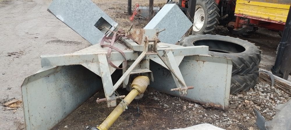 Plug sniezny wirnikowy