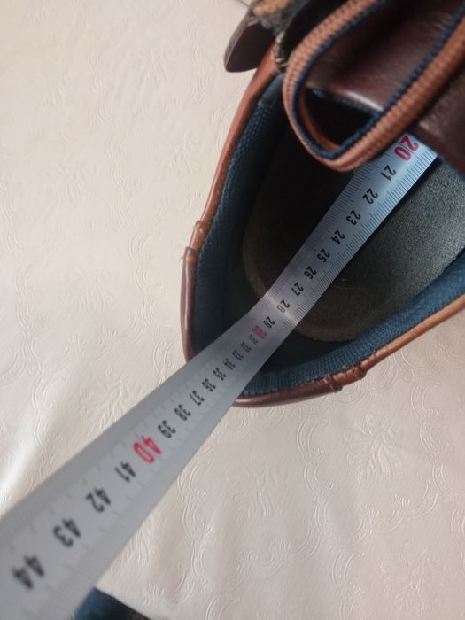 Нові шкіряні Easy Fit. Р. 43