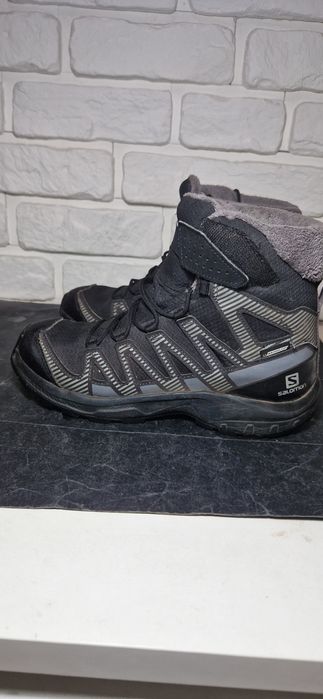 Salomon 37.        .