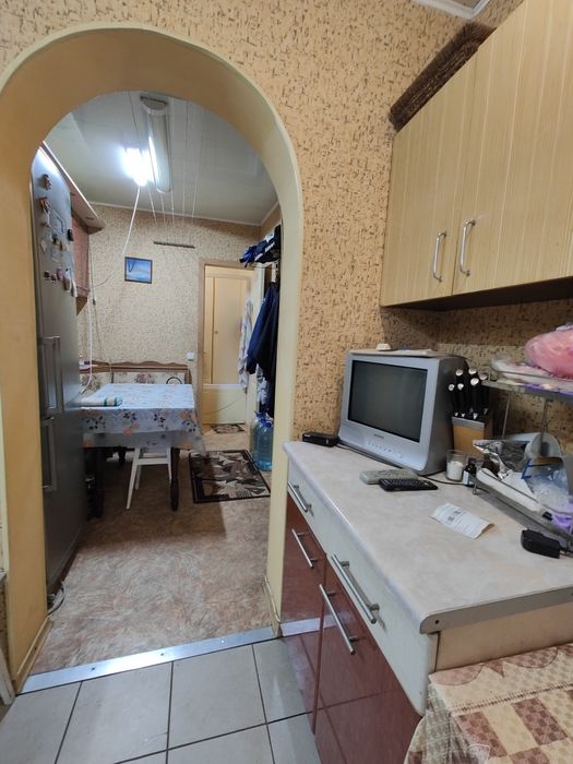 Продам полдома  район Завод Шевченко