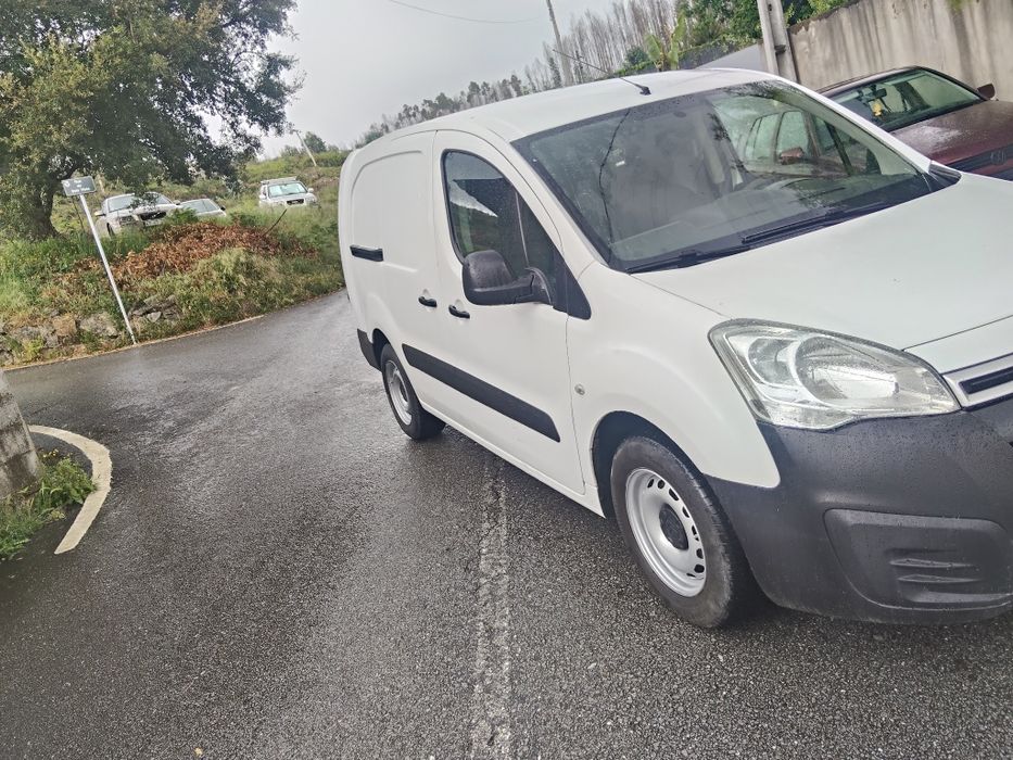 Citroën berlingo longa de 2018 bom preço