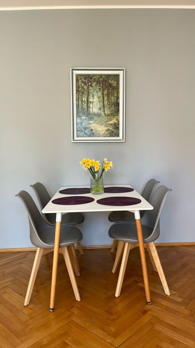 Pokój z balkonem Rondo Lotników