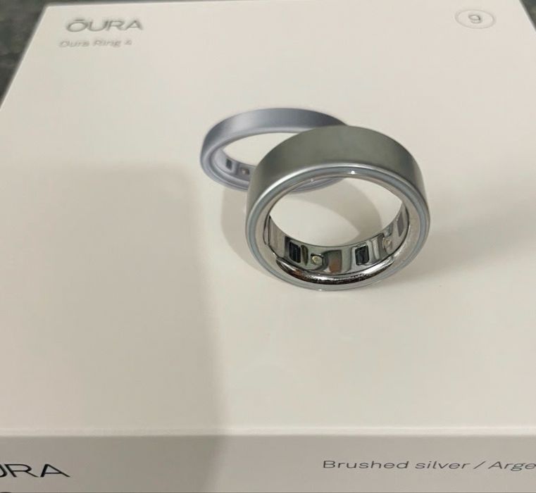 Anel Oura Ring 4 Silver Platinium NOVO Tamanho 9 c/caixa, fatura e garantia