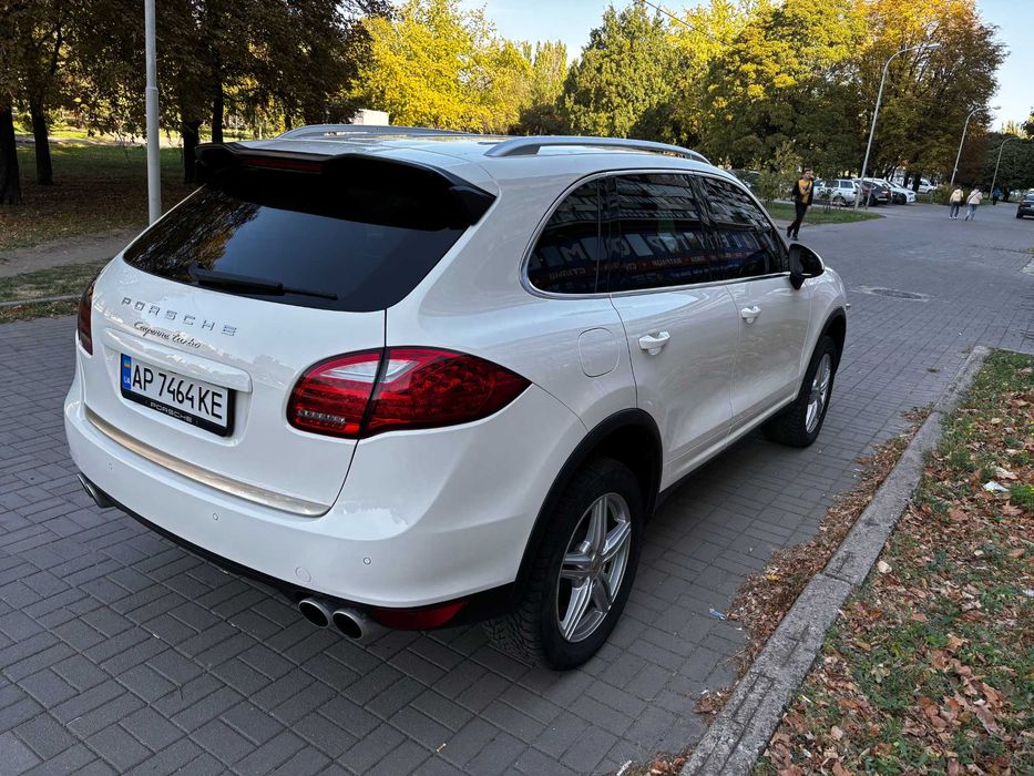 Porsche Cayenne 2010 VIN WP1ZZZ92ZBLA80399 фото оголошення 5 з 13
