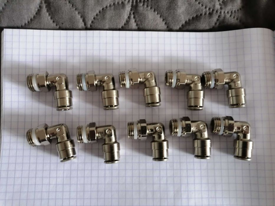 Zestaw 10 kolanek pneumatycznych 90° z gwintem i szybkozłączem