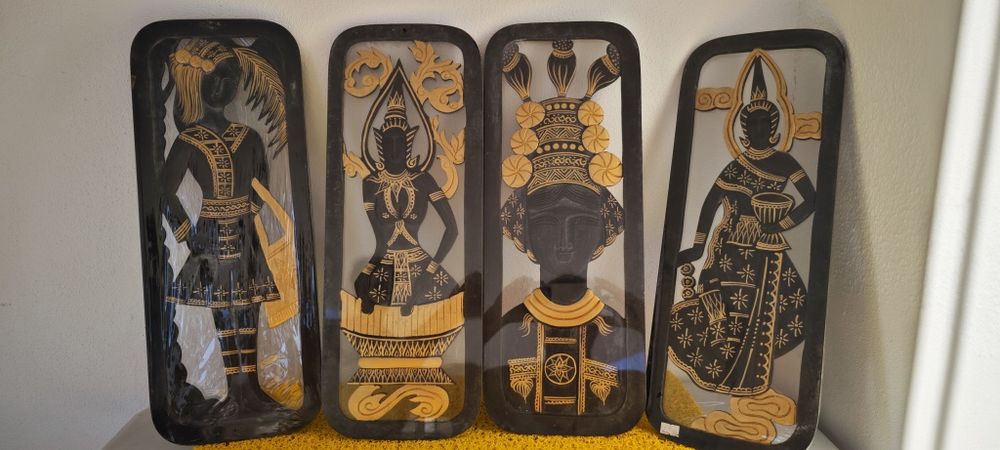 Quadros de madeira com imagens tradicionais tailandesa