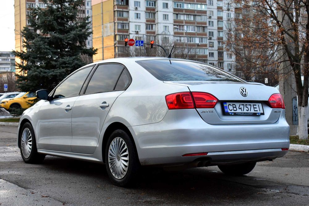 Фольксваген Джетта 2012г, Дв 2.5газ-бензин, Автомат