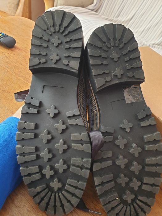 Туфлі Bata 39 розмір