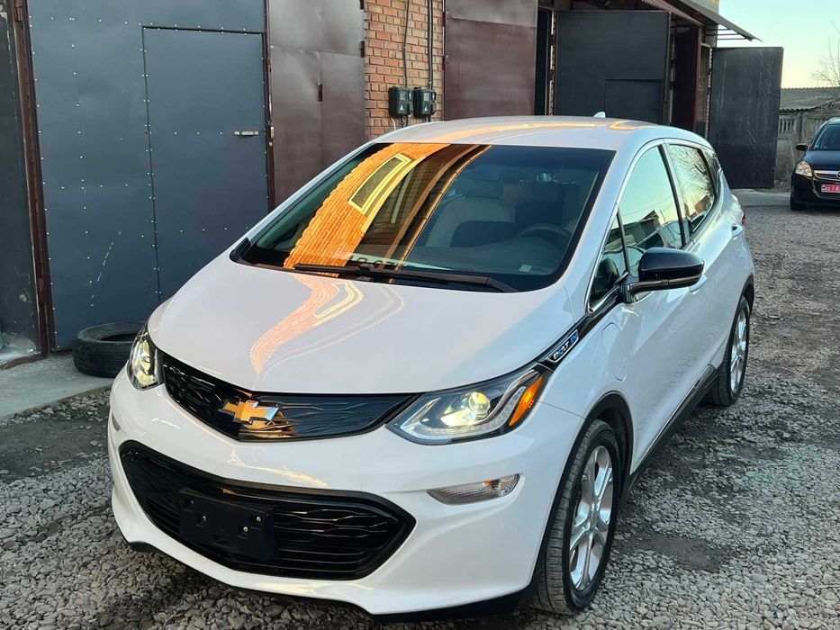 Шевроле БОЛТ EV  гарна та надійна автівка