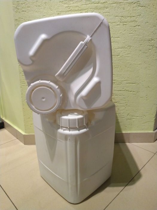 Karnister 15 litrów