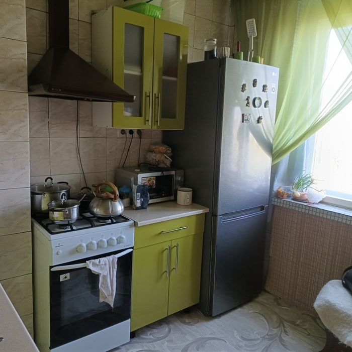 Продам 2-х комнатную квартиру на 6 мн