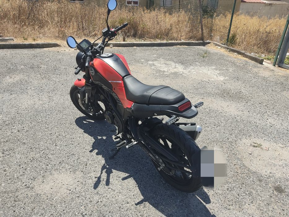 Benelli Leoncino 125cc