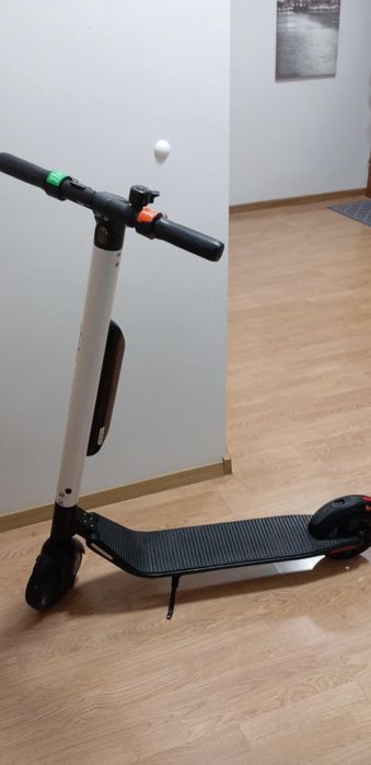 Hulajnoga elektryczna segway ninebot