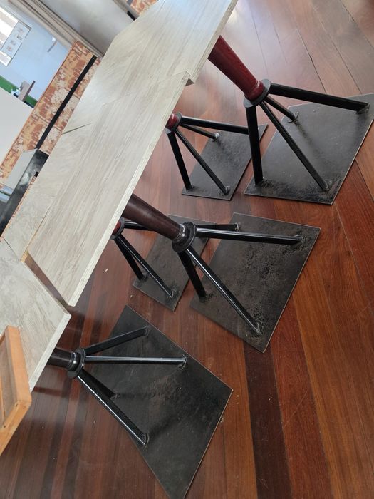 Mesas e cadeiras de snack bar