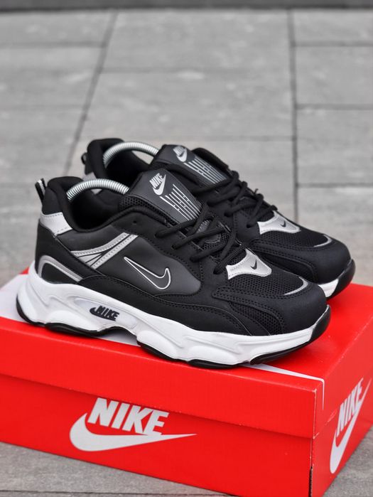 Кросівки Кроссовки Nike Black White Чёрный Белый Чорний Білий Кросовки демісезон