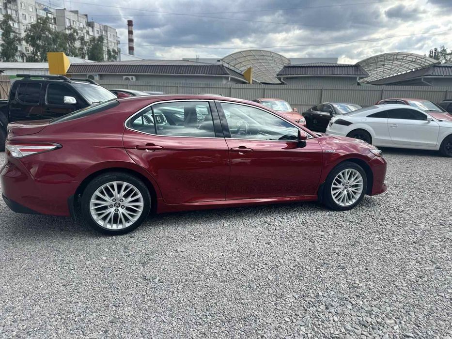 Продам Camry 2019 ГІБРИД