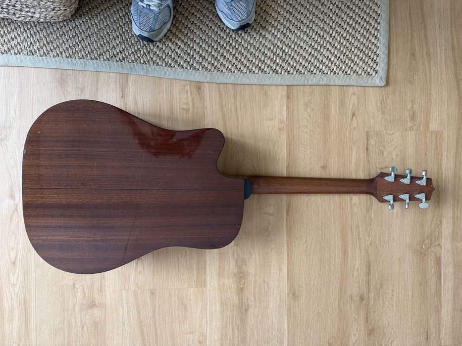 Guitarra Takamine BG320