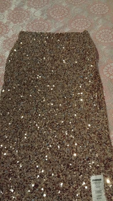 Duas saias narca liv bergan