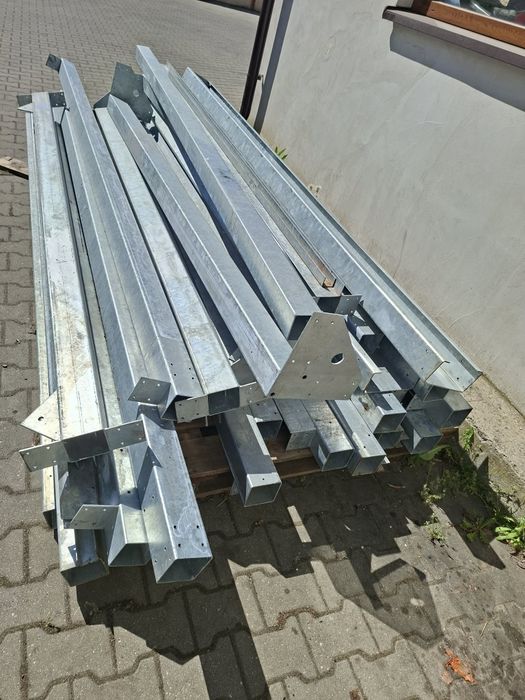 Konstrukcja garażowa