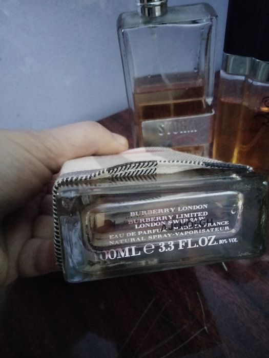 Продам перфюмерію