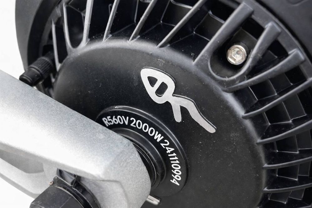 Полноприводный электросамокат Tesla 2800  2×2500W  60V 30Ah
Полный при