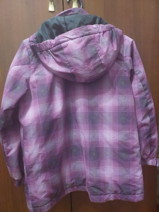 Лижна курточка на дівчинку