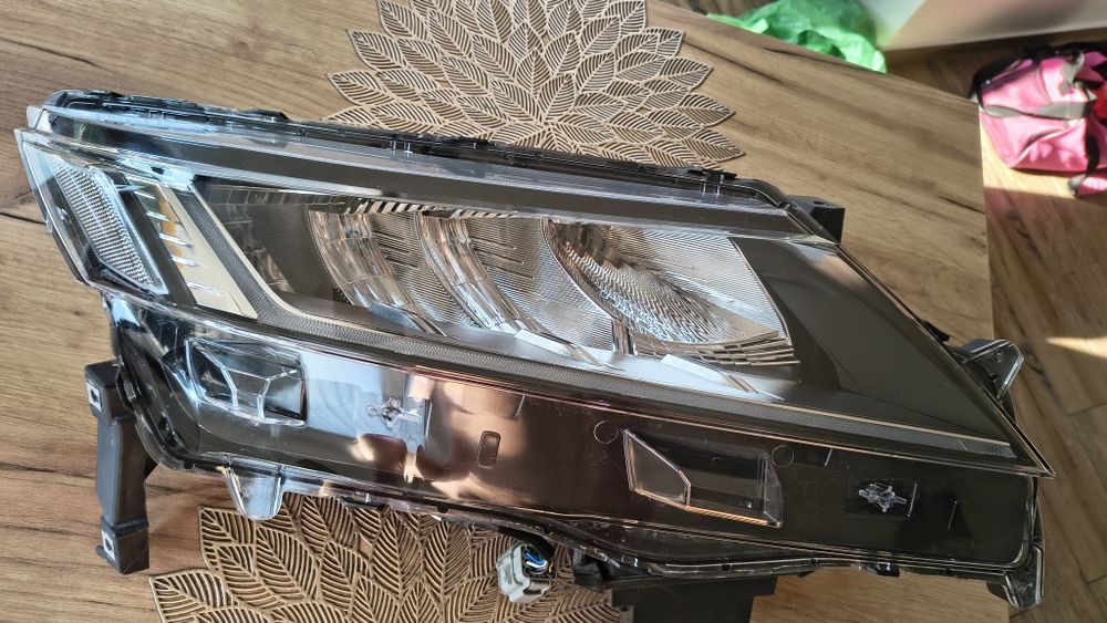 Lampa przód  prawa Mitsubishi Asx 2020