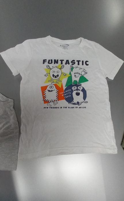 Conjunto de 4 T-shirts criança 7/8 anos