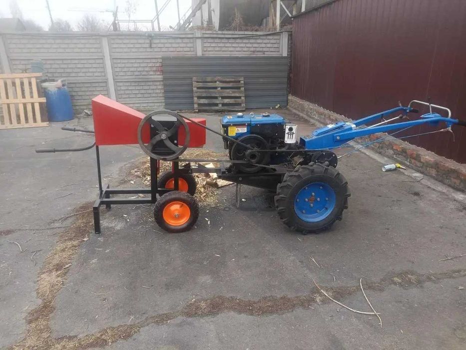 Гілкоподрібнювач для мотоблоків з переднім кріпленням з дроворубом