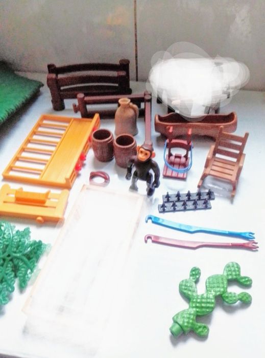 Playmobil peças antigas.