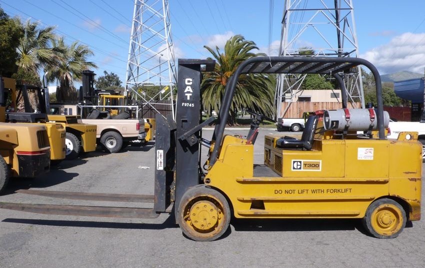 аренда погрузчика 13,6 тонн та 4,5 тонн, мачта телескоп до 5 метрів