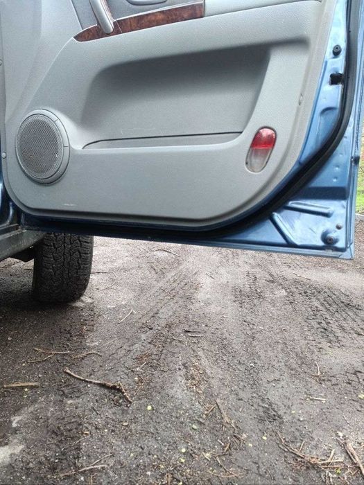 Продам KIA Sorento 2.4 2005