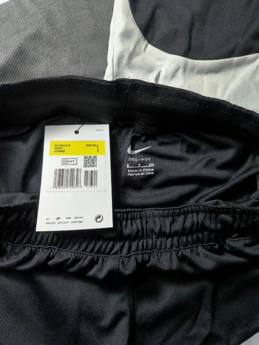 Шорти Nike+Подарок