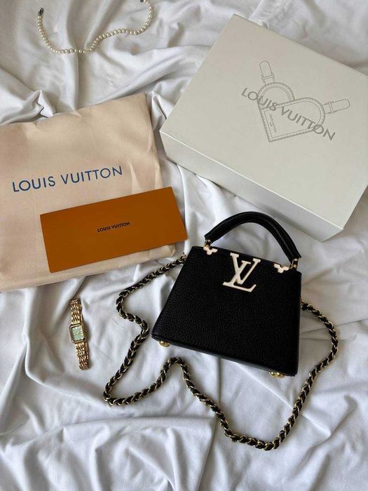 Louis Vuitton Capucines Mini Black With Gold