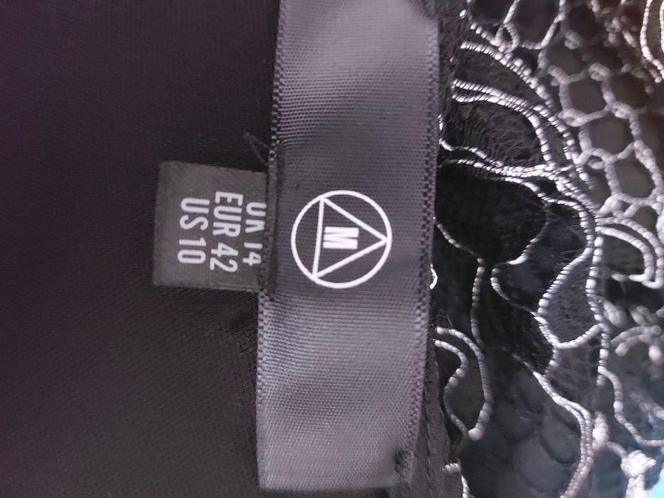 Sukienka koronkowa czarno srebrna wieczorowa sylwestrowa