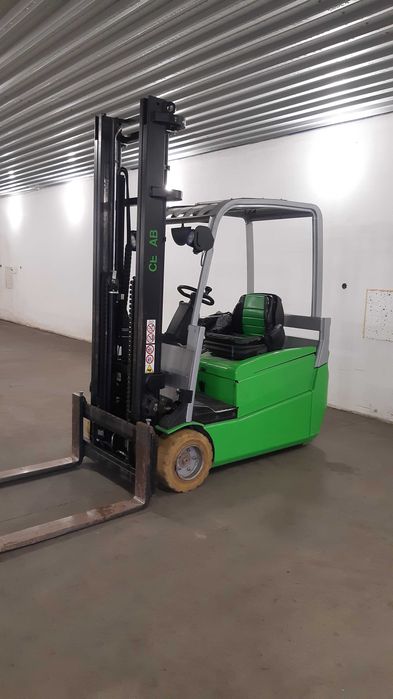 CESAB B320 Paleciak wózek elektryczny Toyota