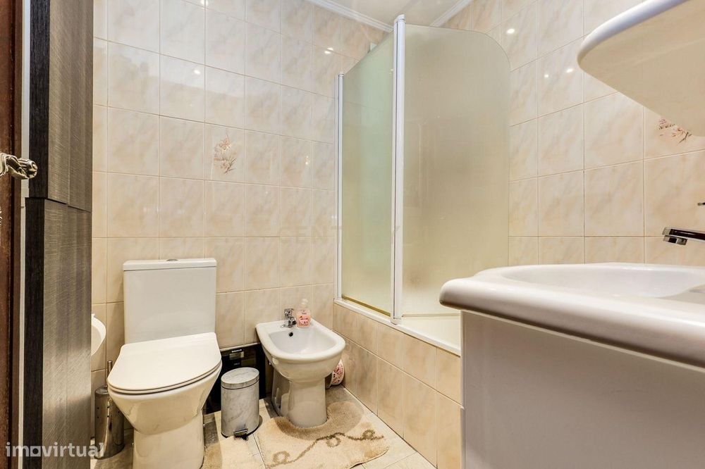 Apartamento T2 com 87 m² em excelente estado – São João da Talha