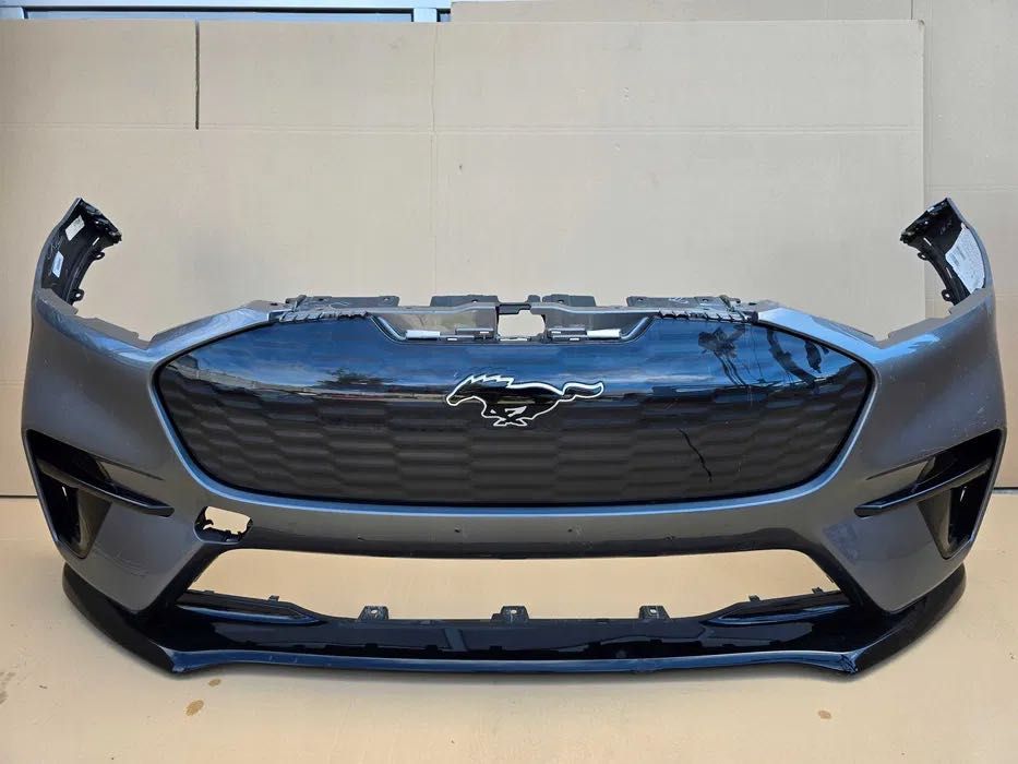Бампер передний Ford Mustang Mach-E голый комплектный разборка